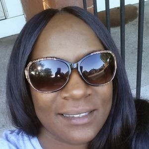 Meet your Posher, Lashawnda